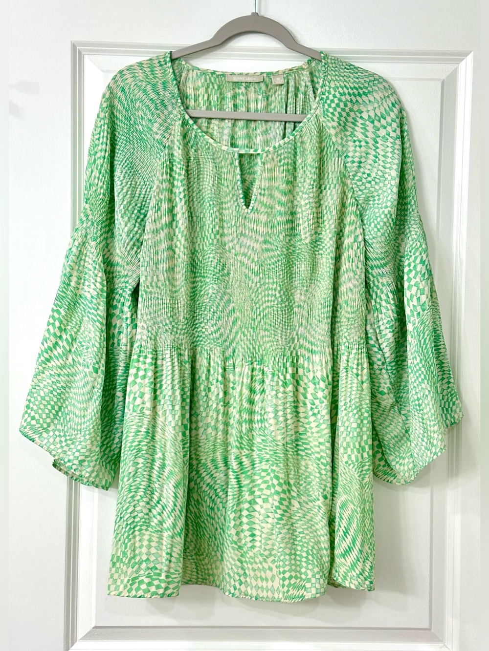 Sunny Leigh Mint Green Cream Plisse Crinkle Keyhole Tunic Blouse Plus 1X